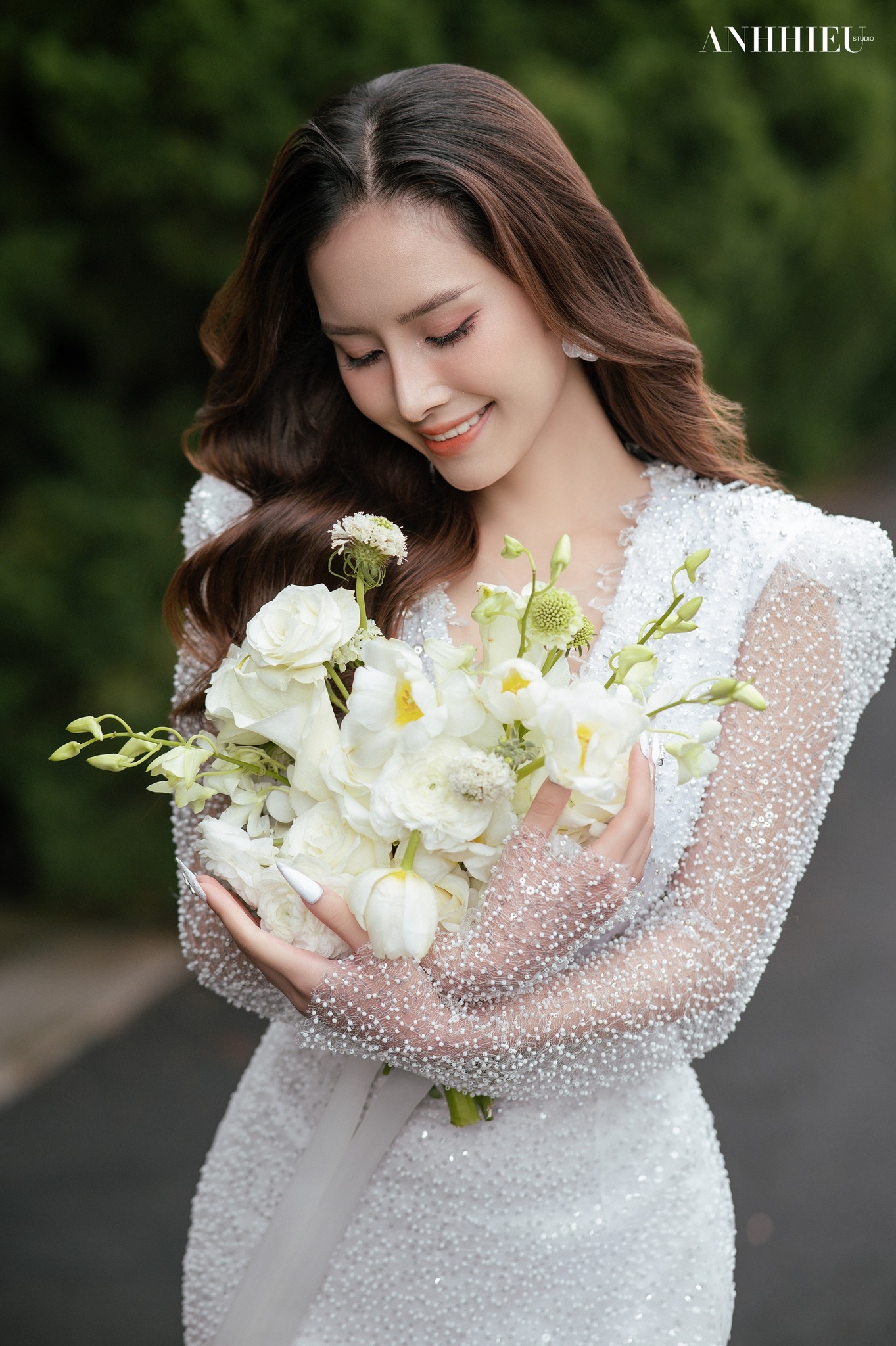 makeup cô dâu tự nhiên sang trọng